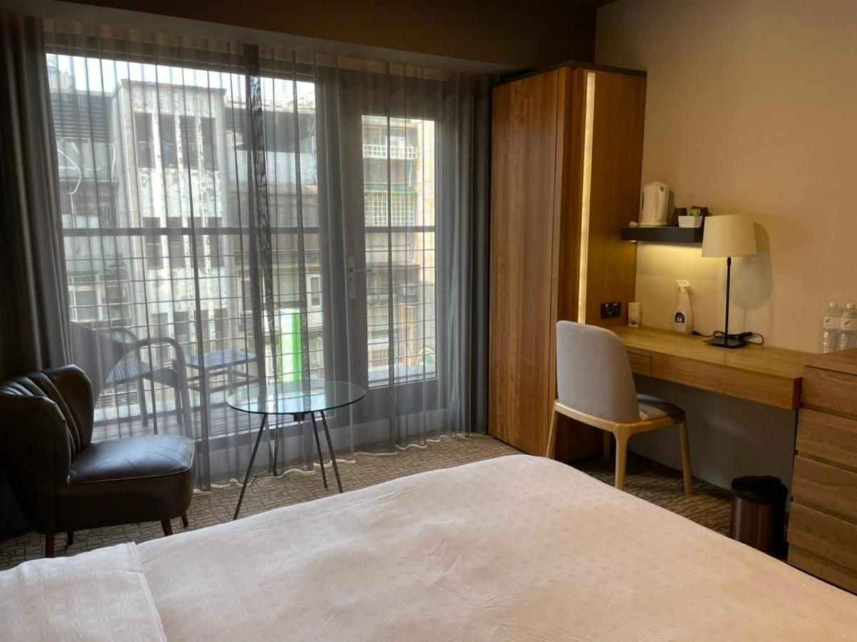 Simple + Hotel Taipei Extérieur photo