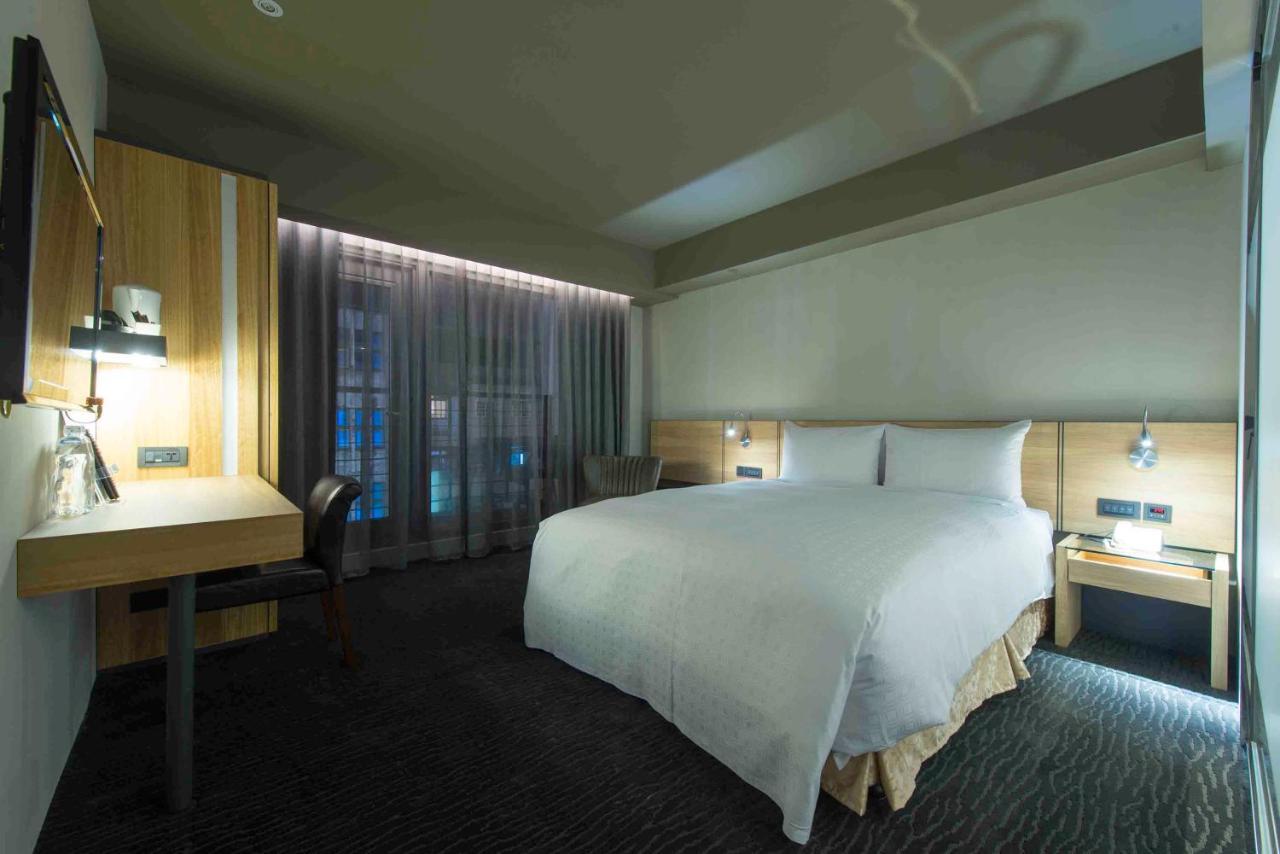 Simple + Hotel Taipei Extérieur photo